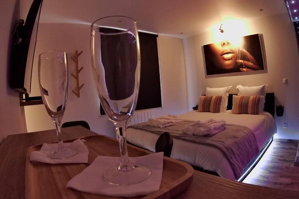 Spa Privatif Love Room, Le Hammam Et Bulles, Chez Nuits Chartraines シャルトル エクステリア 写真